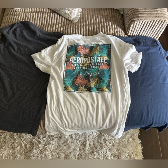 3-Pack Aeropostale Men’s Tees in Black, White, and Navy - Picture 8 of 8